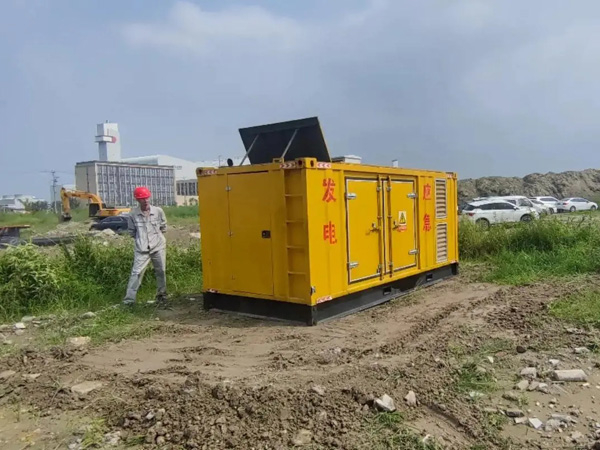 道滘镇200KW柴油发电机机组每小时的油耗量受哪些因素影响?